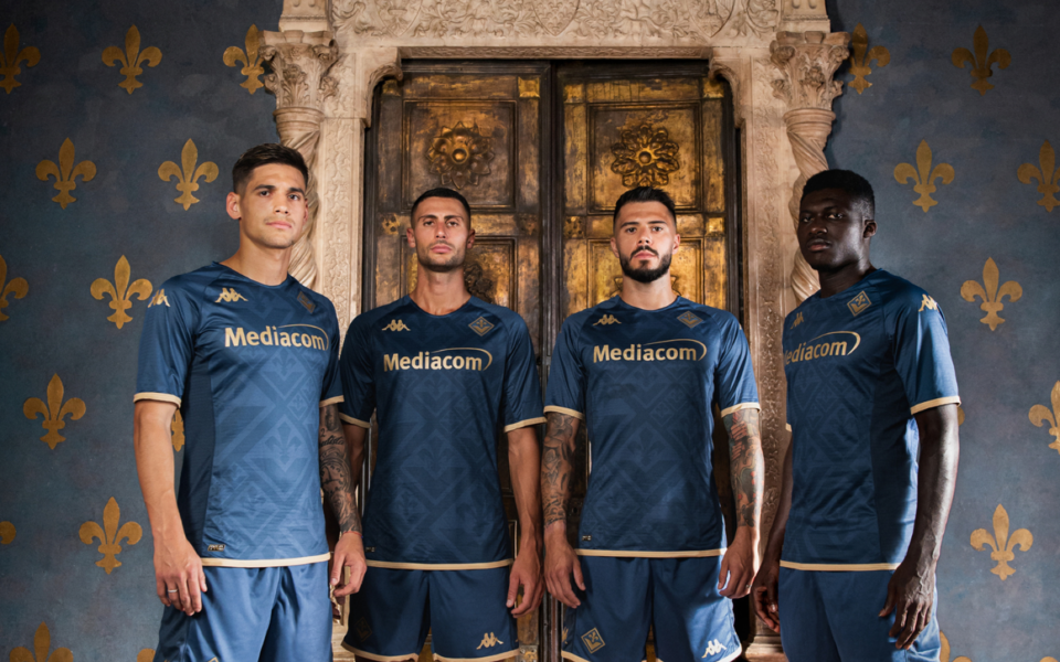 fiorentina-terza-maglia-kappa-1.png