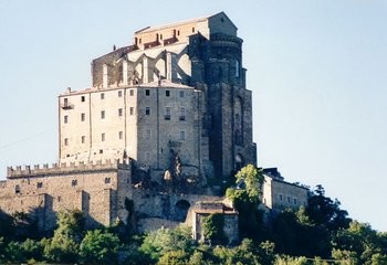 Sacra_di_San_Michele_2.jpg Sacra_di_San_Michele_2.jpg