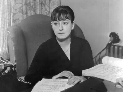 Dorothy-Parker-1939.webp