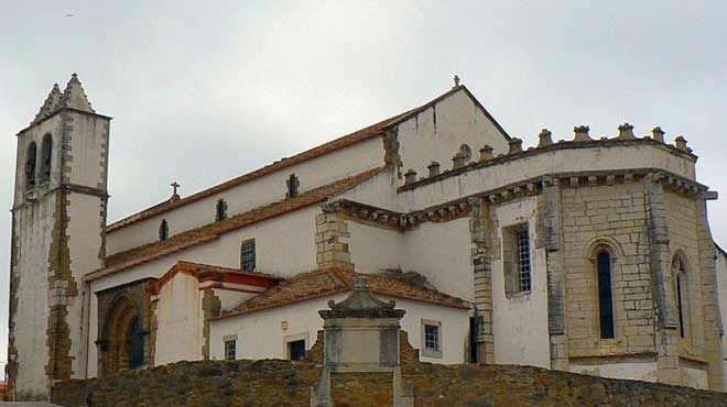 Igreja-S-Leonardo--Atouguia-da-Baleia.jpg Igreja-S-Leonardo--Atouguia-da-Baleia.jpg