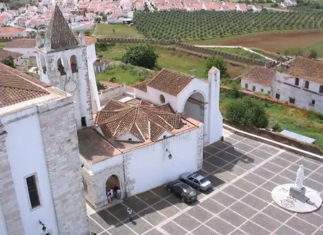 Palácio-Dom-Dinis.jpg