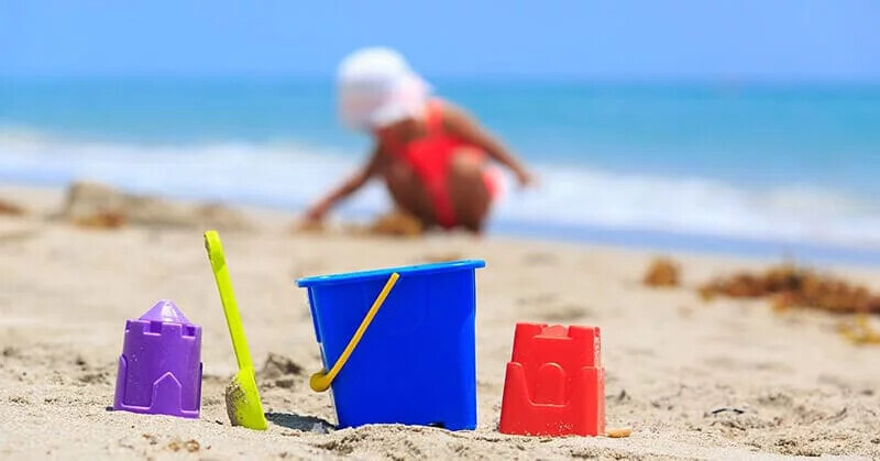 rinks-to-take-to-the-beach.webp