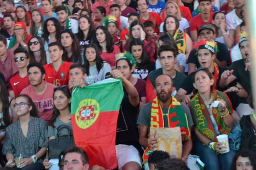 adeptos portugal.jpg adeptos portugal.jpg
