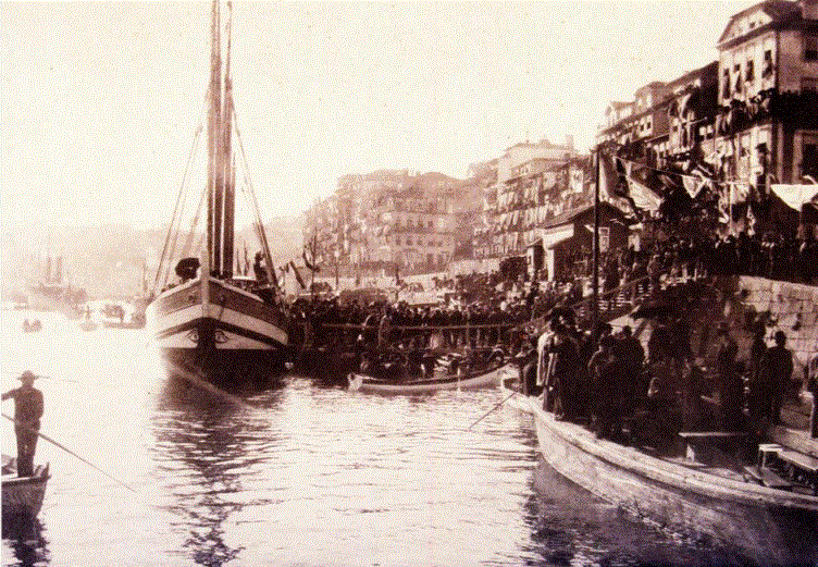 chegada da primeira pedra para o monumento ao infa