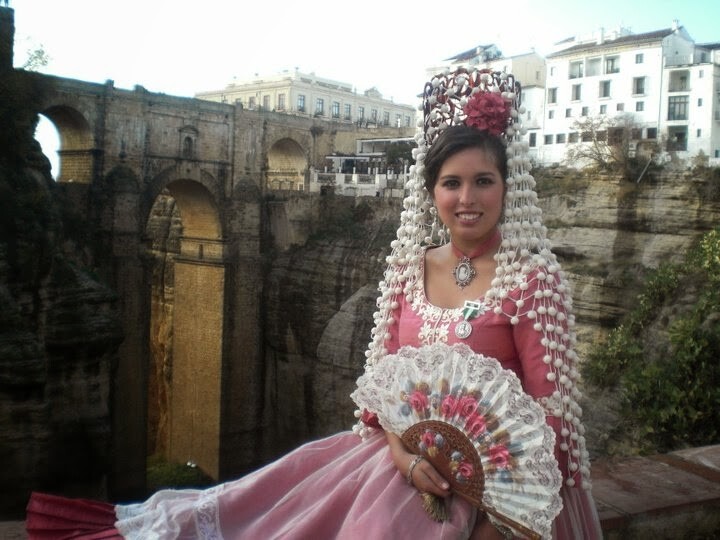 Dama Goyesca.jpg
