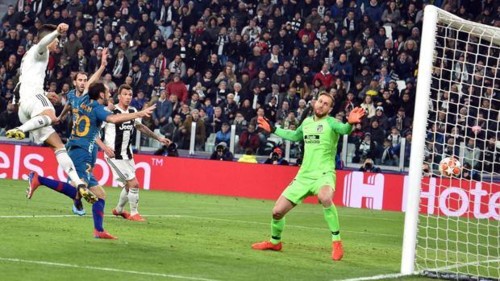 ronaldo3.jpg ronaldo3.jpg