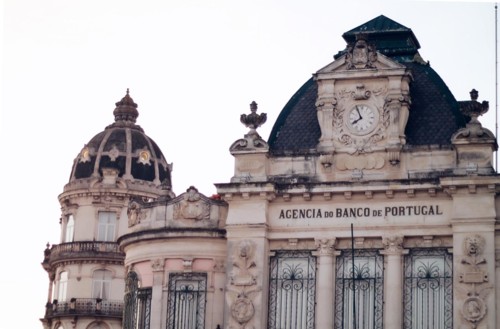 Fig. 7 - Agência do Banco de Portugal. Pseudoarqu Fig. 7 - Agência do Banco de Portugal. Pseudoarqu