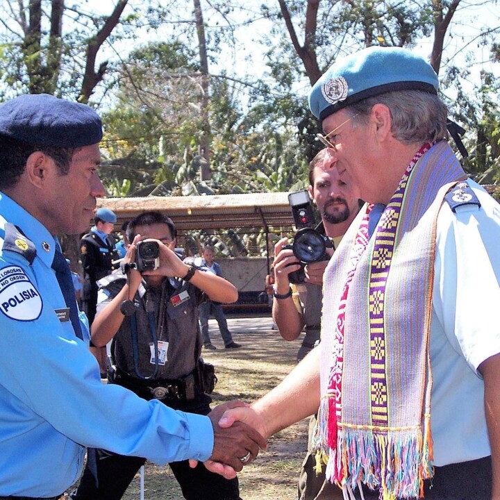 José Luiz em Timor leste.jpg