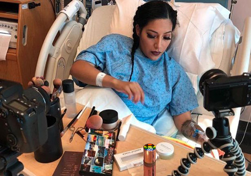 HD Mais mães a usarem makeup antes de darem à lu