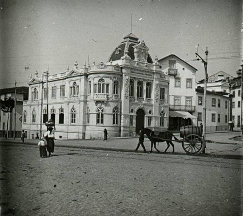 Fig. 11 - A Agência do Banco de Portugal já conc Fig. 11 - A Agência do Banco de Portugal já conc