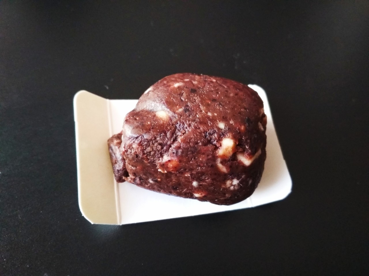 Deliciously Ella Protein Ball - Vegan Vibe Office