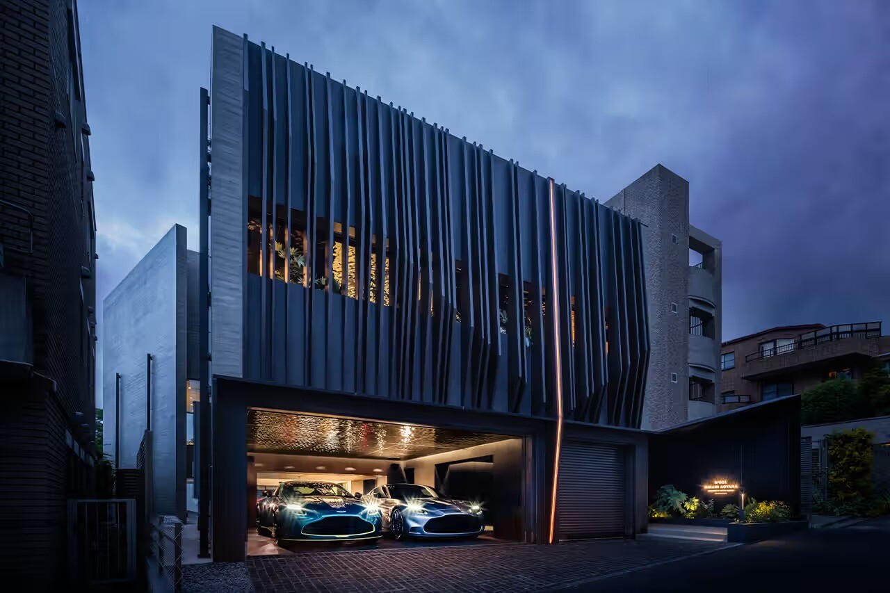 imgi_193_https%3A%2F%2Fhypebeast.com%2Fimage%2F202