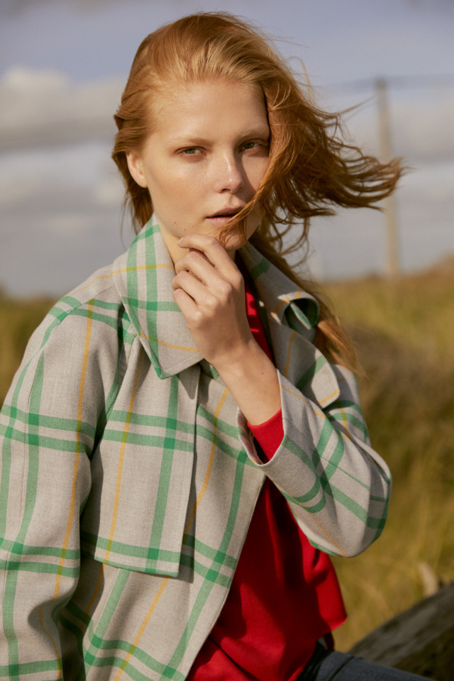 Coat E40, Jumper E12, Jeans E17.jpg