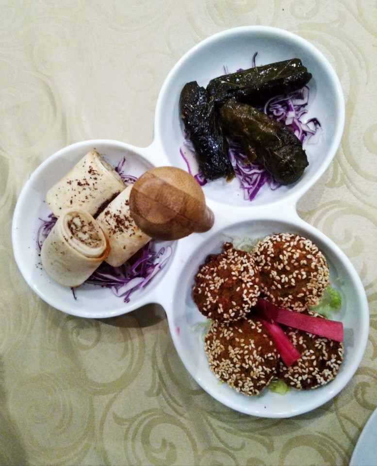 Tayybeh - Falafel, Musakan e Yalanji