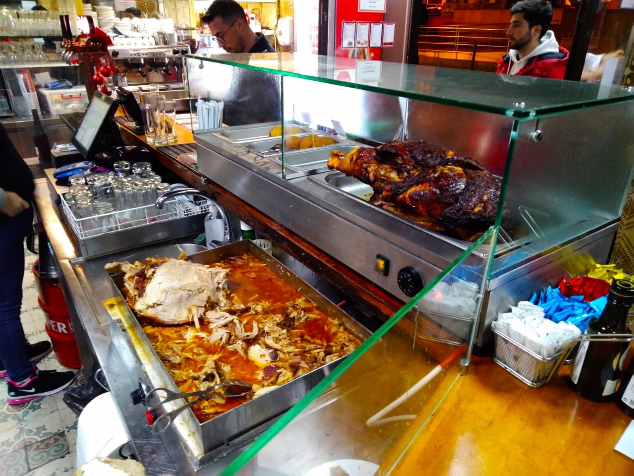 O que comer no Porto: Sande de Pernil com Queijo de Ovelha da Casa Guedes