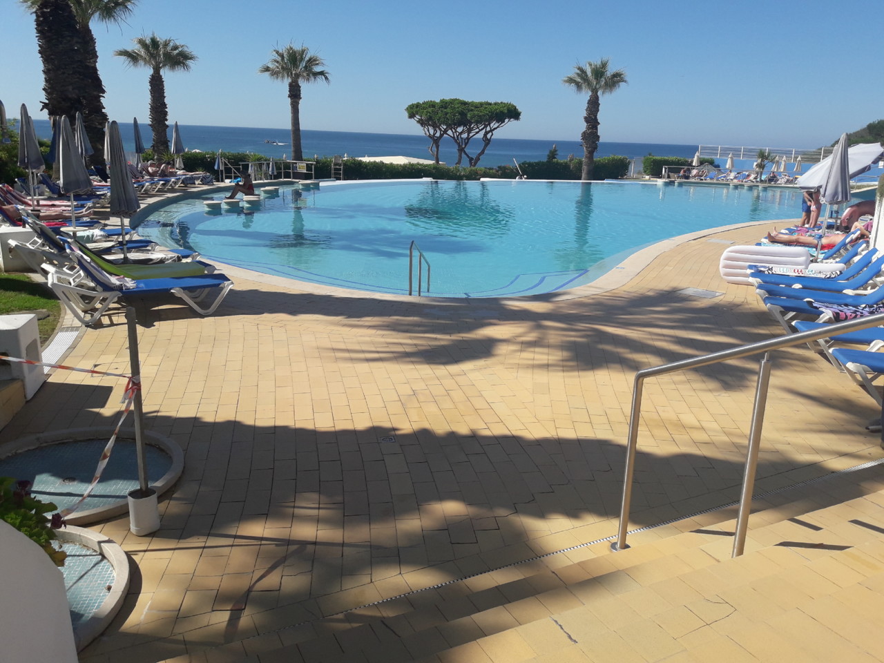 Oura View Beach Club 
