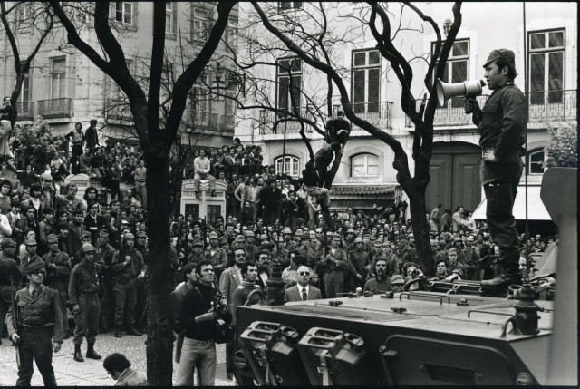25abril.jpg