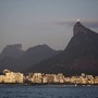 Cristo Redentor, com a Pedra da G&aacute;vea ao fundo vi