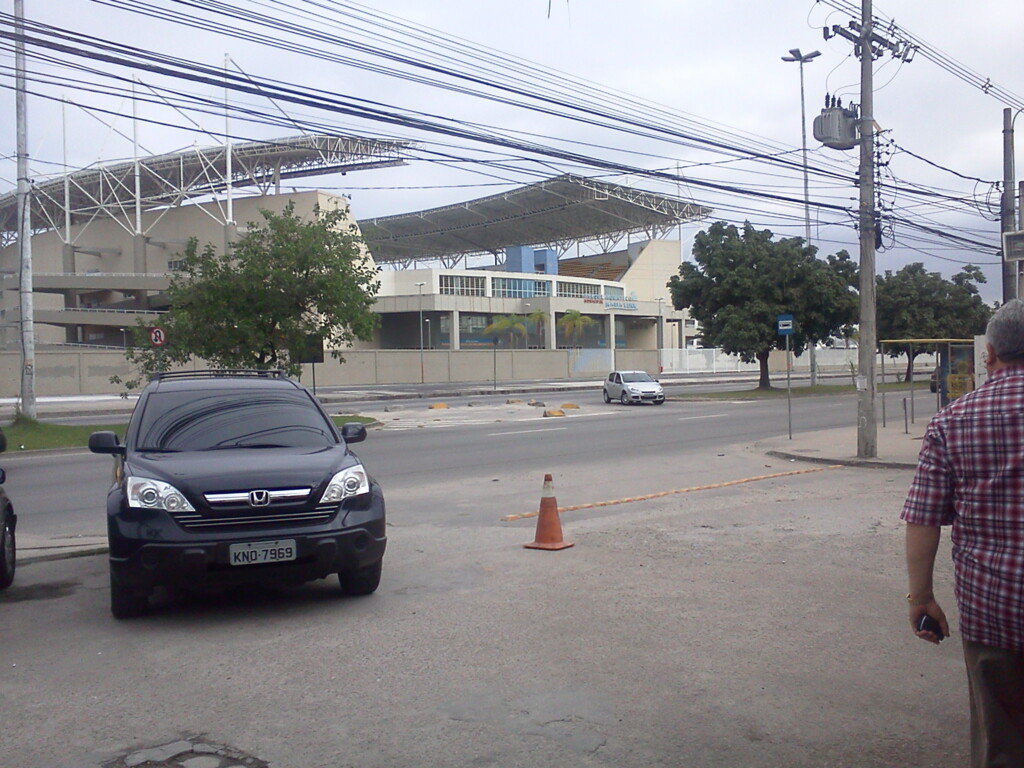 Barra da Tijuca - Gin&aacute;sio Ana Maria Lenk, Av Emba