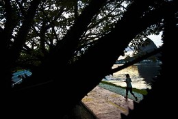 Amanhecer - Aterro do Flamengo - Mulher aproveita 